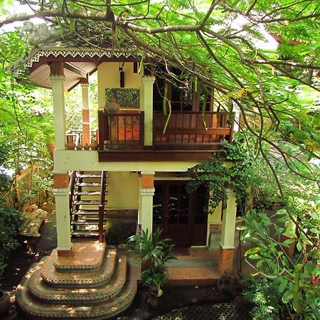 Santitham Guest House Chiang Mai Habitación foto