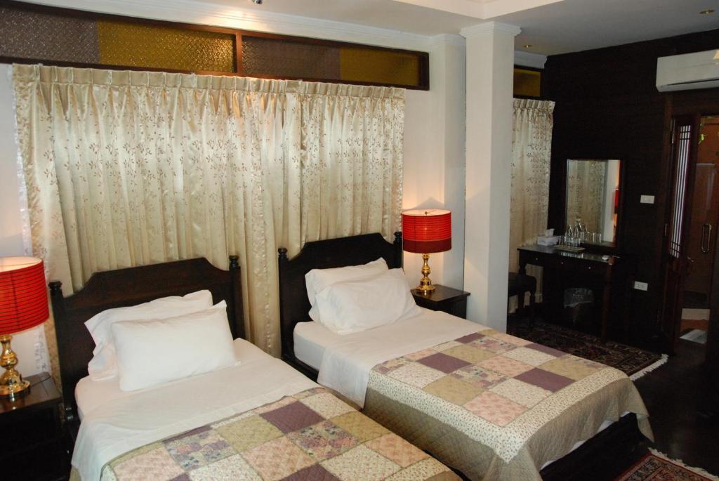 Santitham Guest House Chiang Mai Exterior foto