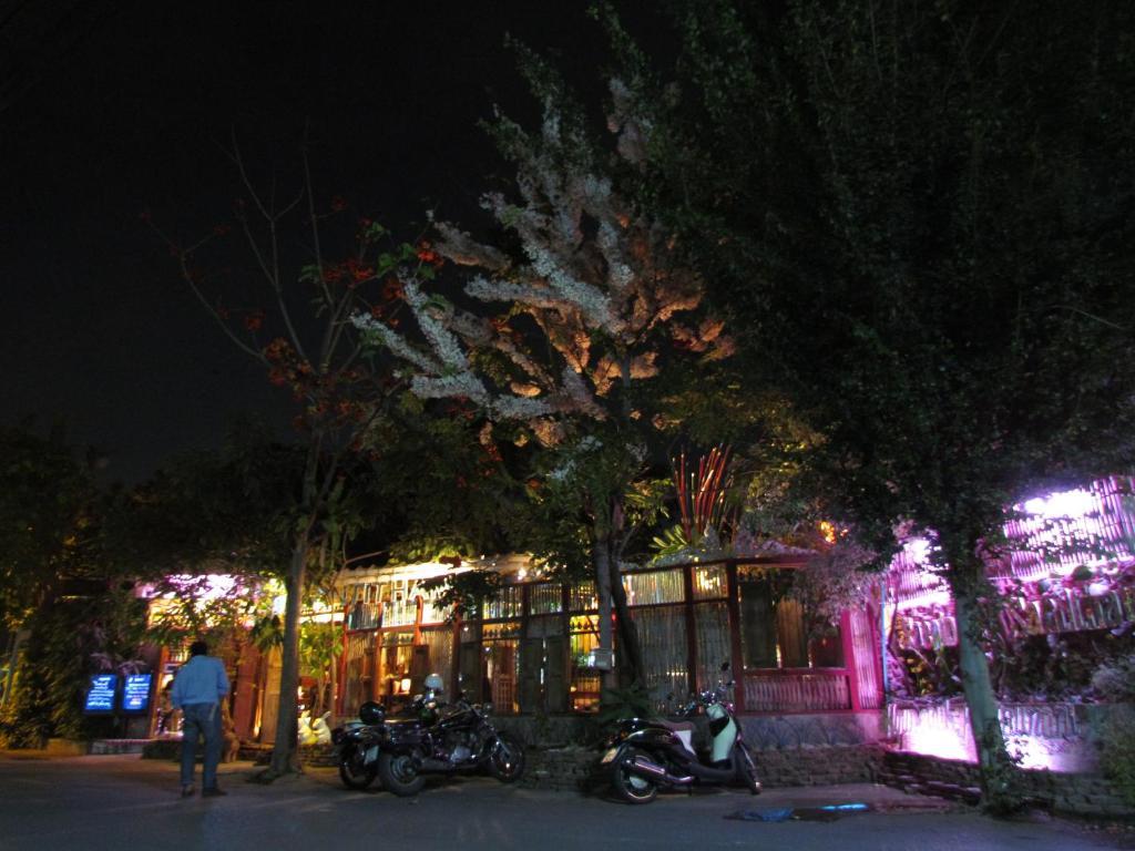 Santitham Guest House Chiang Mai Exterior foto