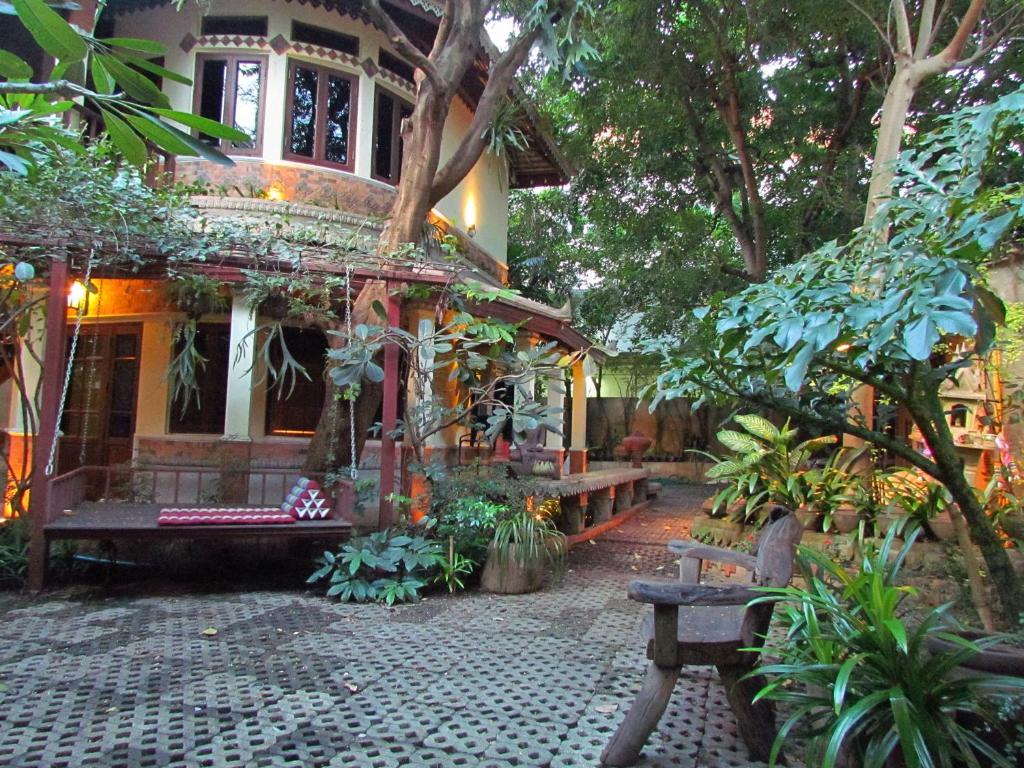 Santitham Guest House Chiang Mai Habitación foto