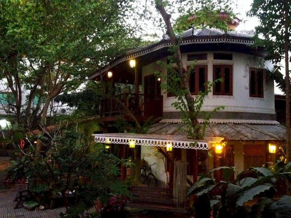 Santitham Guest House Chiang Mai Exterior foto